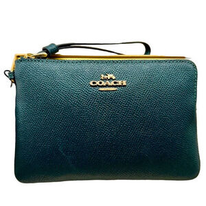 COACH Forrest Green and gold Boxed Corner Zip Wristlet new w/charms style C6878
